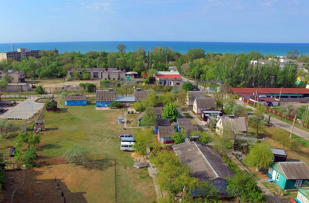 лазурное база отдыха море